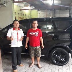 Foto Penyerahan Unit 7 Sales Marketing Mobil Dealer Toyota Rendra